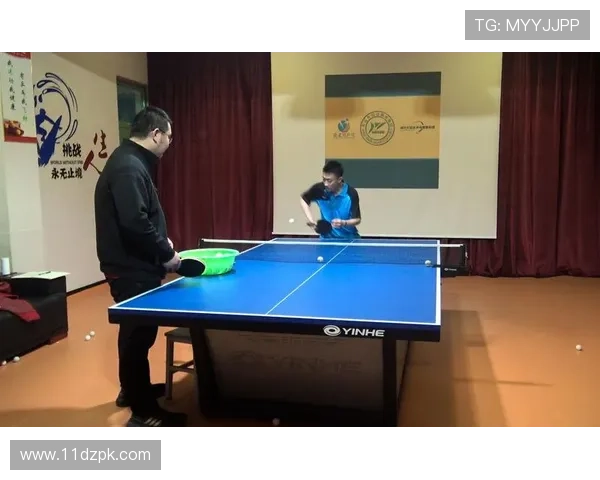 乒乓球直板比赛：技巧与策略的完美结合